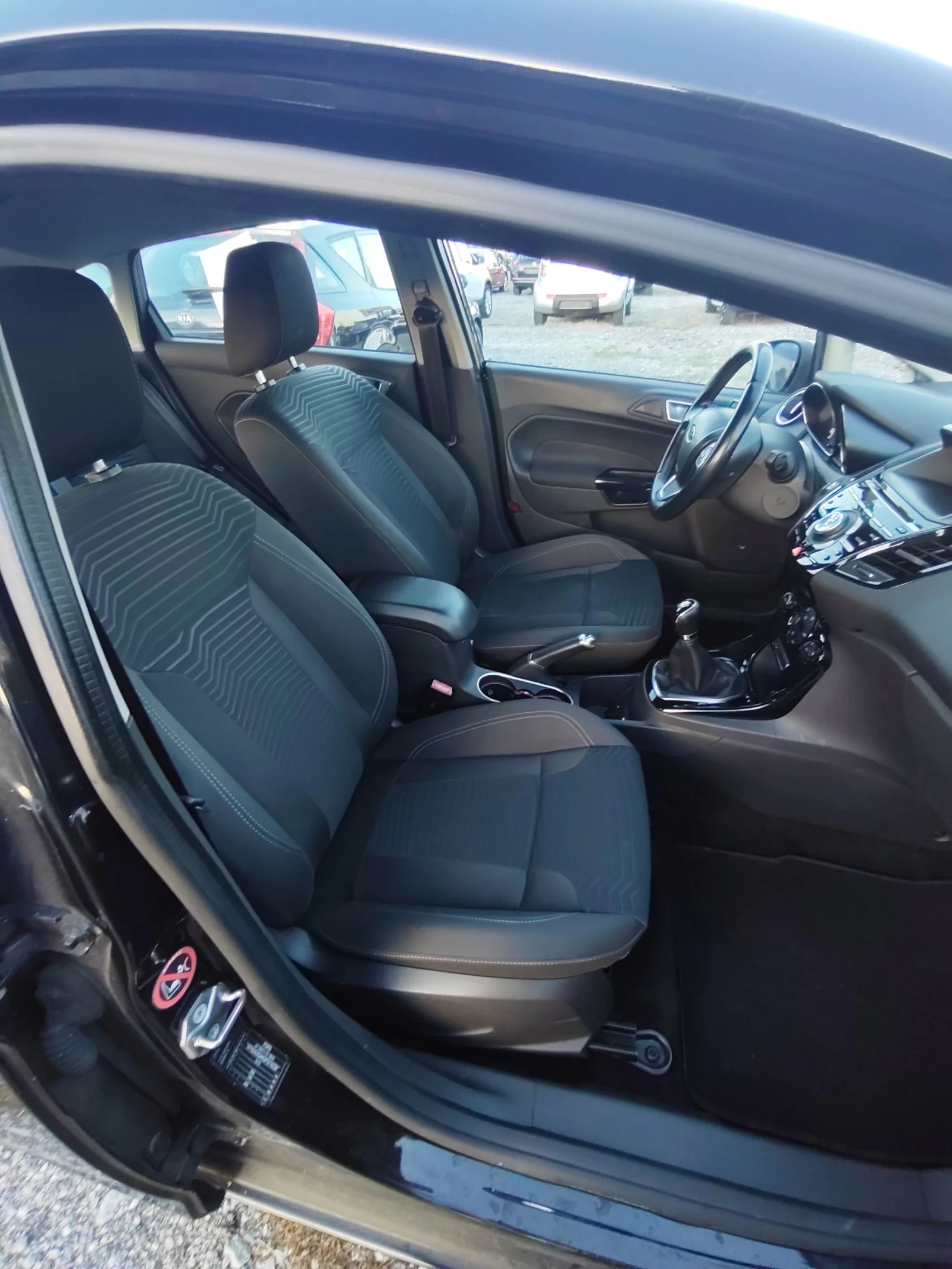 Ford Fiesta 1.5 D TITANIUM | Mobile.bg — изображение 11
