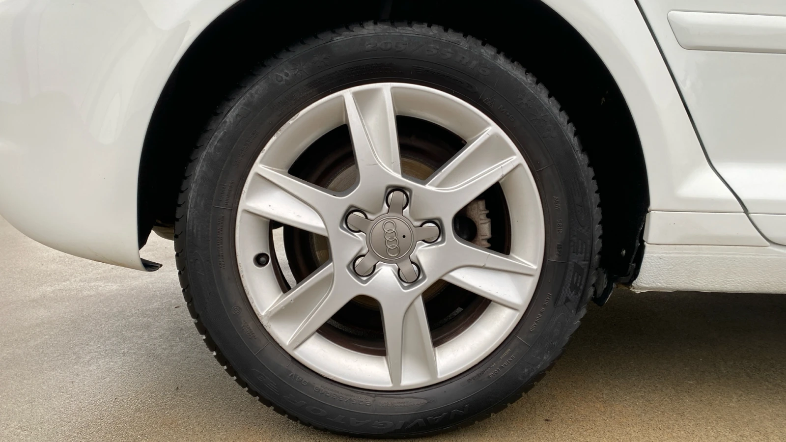 Audi A3 1.6  DSG  | Mobile.bg   14