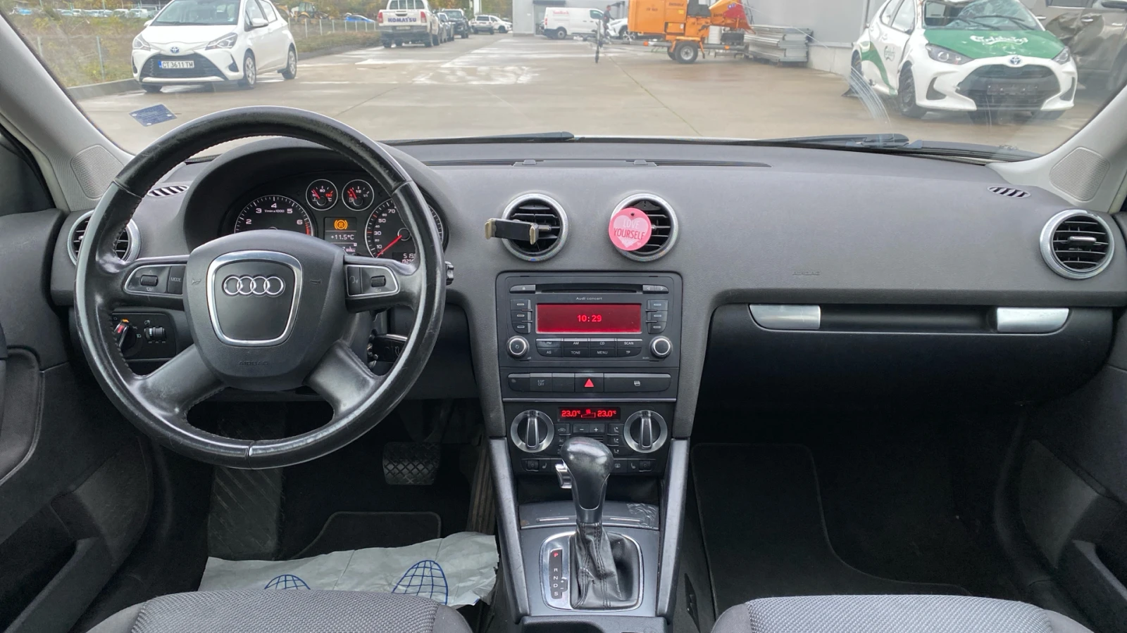 Audi A3 1.6  DSG  | Mobile.bg   11