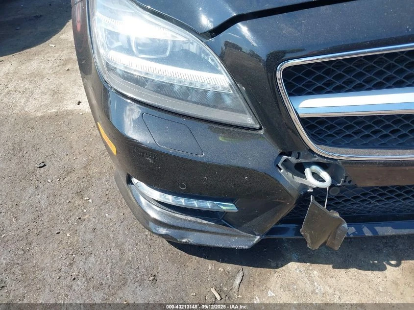 Mercedes-Benz CLS 55 4MATIC* АвтоКредит* Цена до БГ - изображение 6