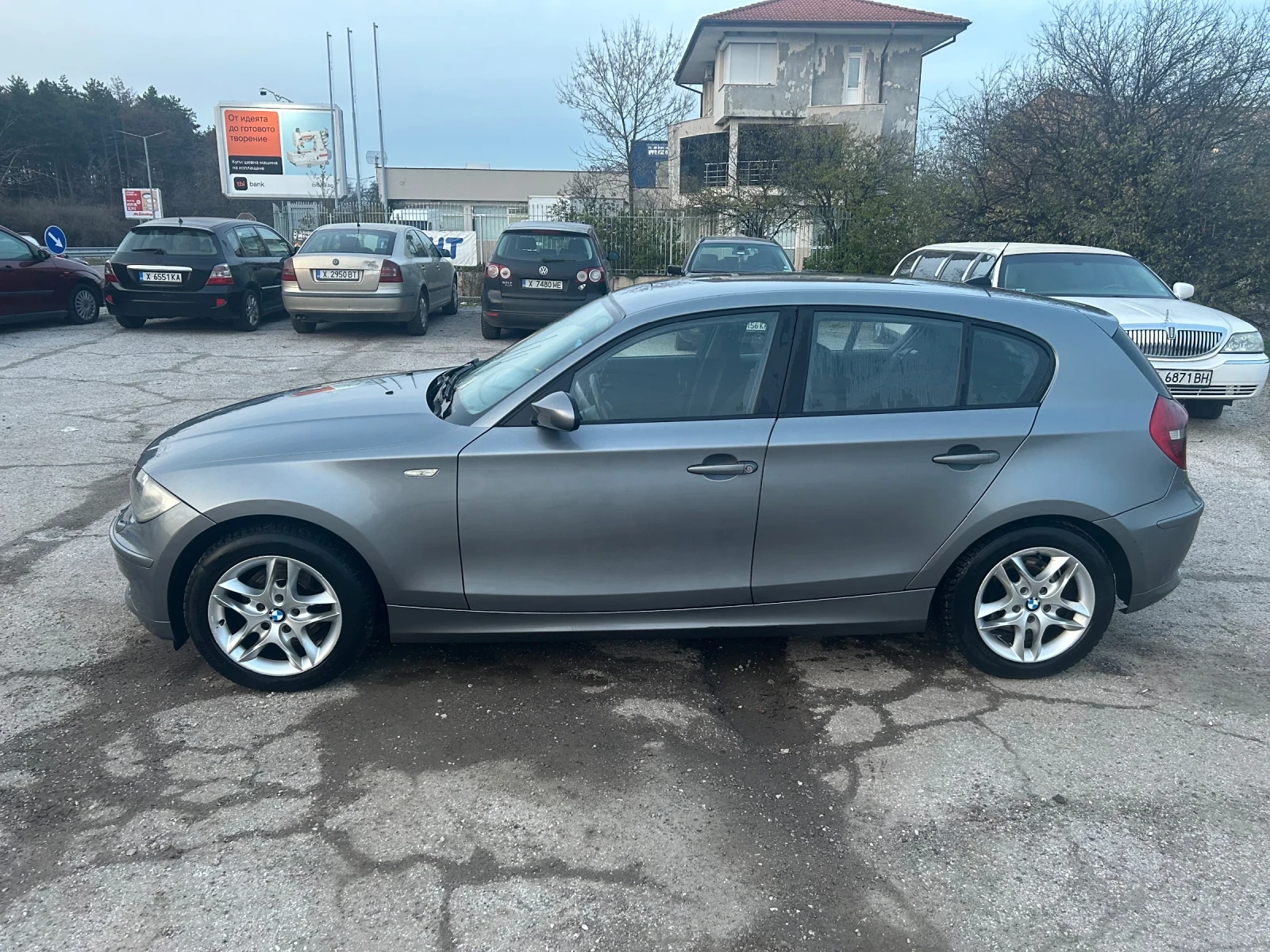 BMW 120 Автоматик - изображение 3
