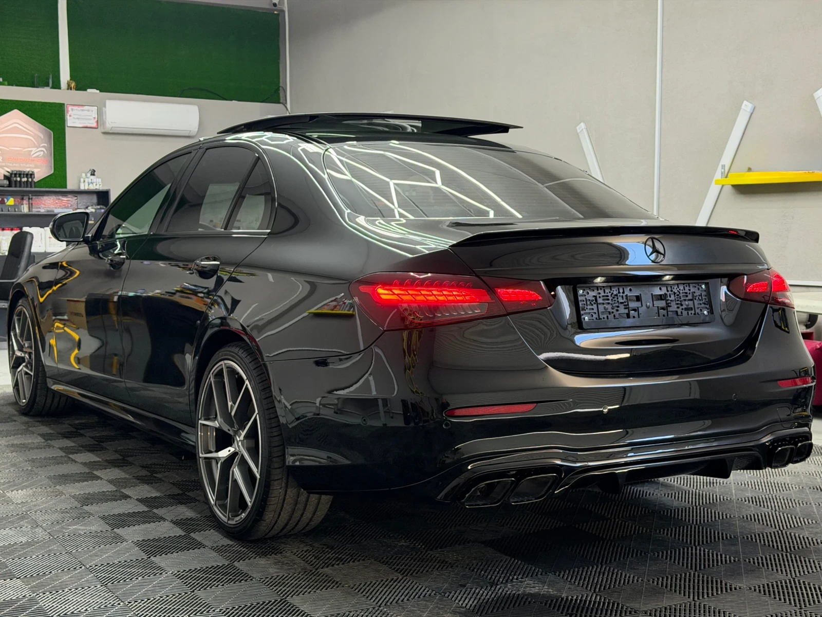 Mercedes-Benz E 220 Серв.ист.Face 6.3 AMG пакет - изображение 3