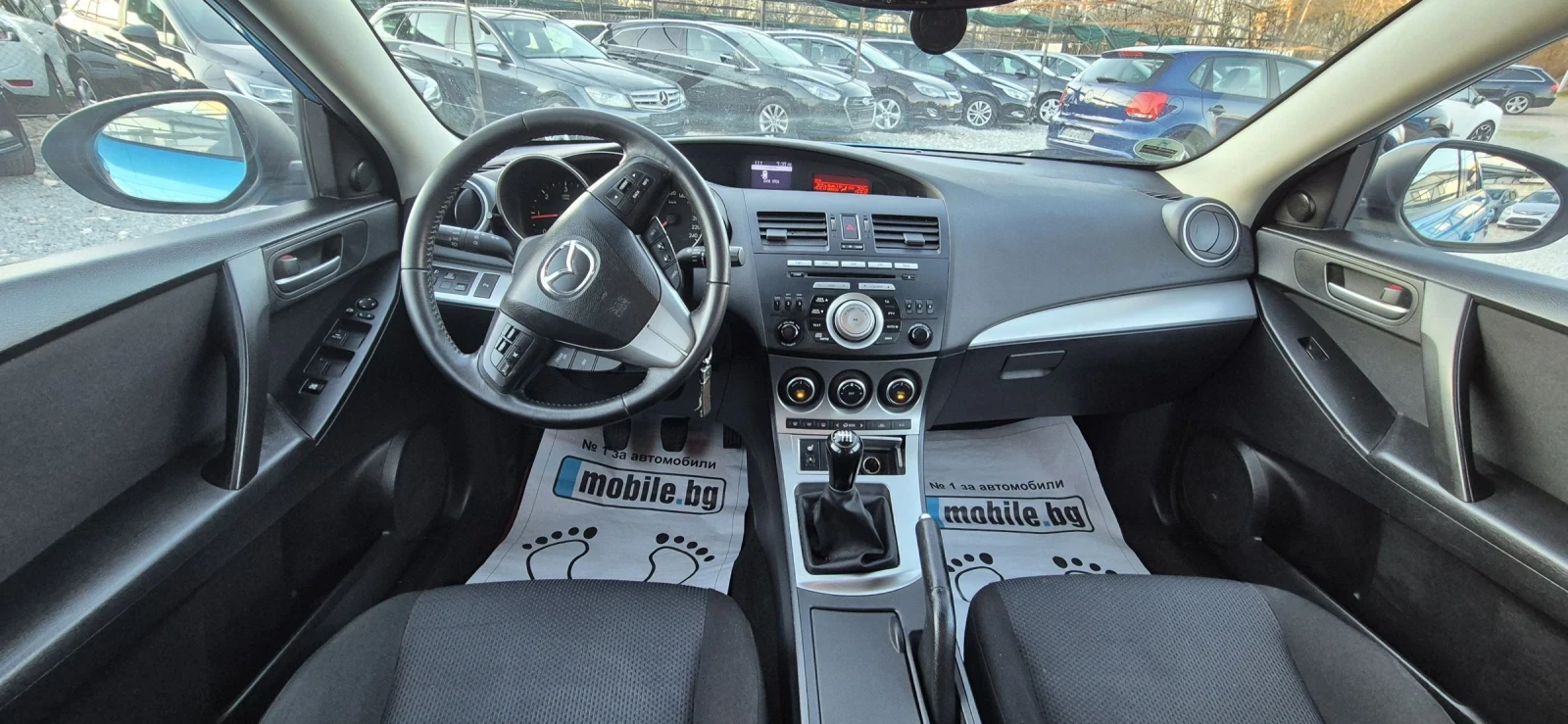 Mazda 3 1.6, снимка 8 - Автомобили и джипове - 53785995