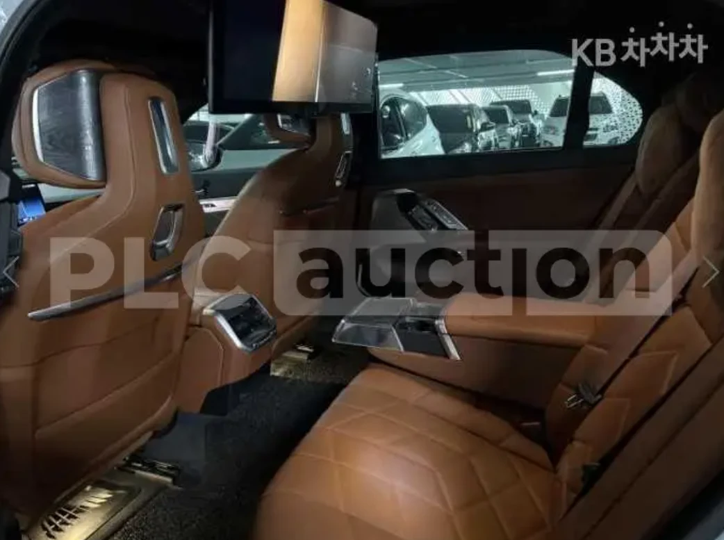 BMW 740 THEATRE SCREEN & NIGHT VISION, снимка 9 - Автомобили и джипове - 53978863