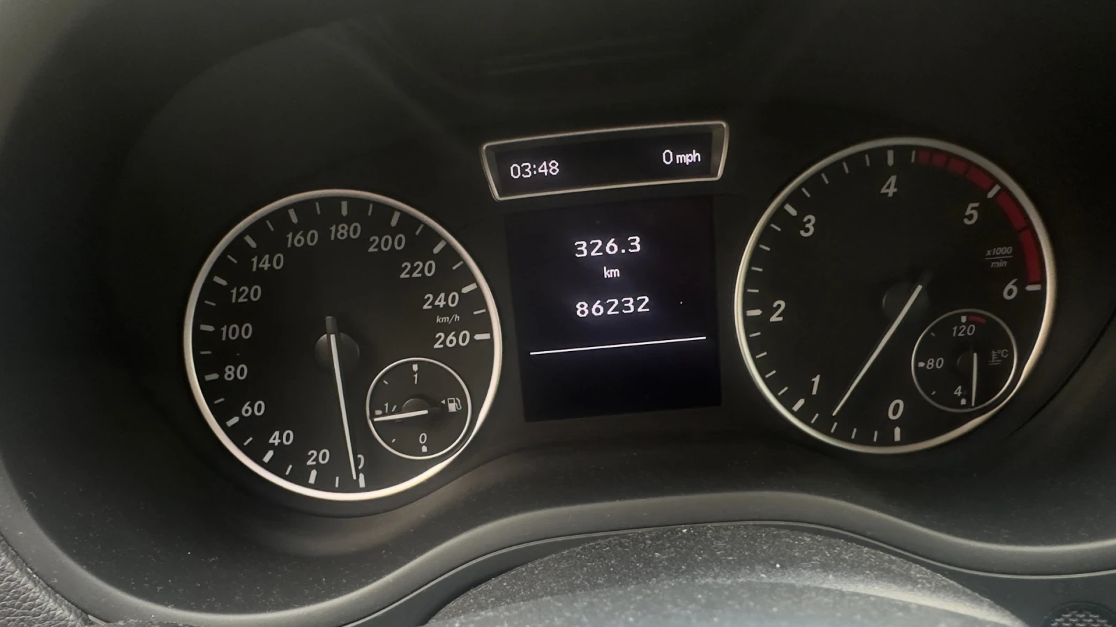 Mercedes-Benz B 180, снимка 12 - Автомобили и джипове - 54014693