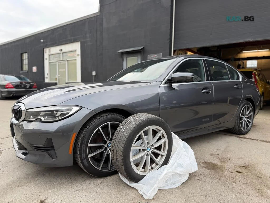 BMW 330 330i xDrive* АвтоКредит* (Цена до БГ) , снимка 2 - Автомобили и джипове - 54591543