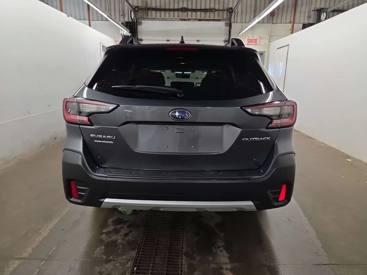 Subaru Outback * Limited CVT * АВТОКРЕДИТ * БЕЗ ПЪРВОНАЧАЛНА, снимка 16 - Автомобили и джипове - 54719911