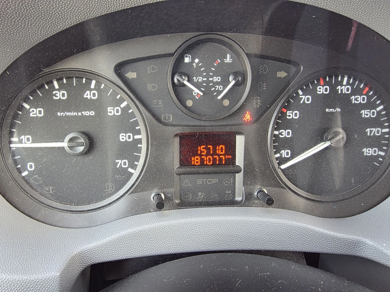 Peugeot Expert 2.0hdi 130k.c, снимка 12 - Автомобили и джипове - 54849461