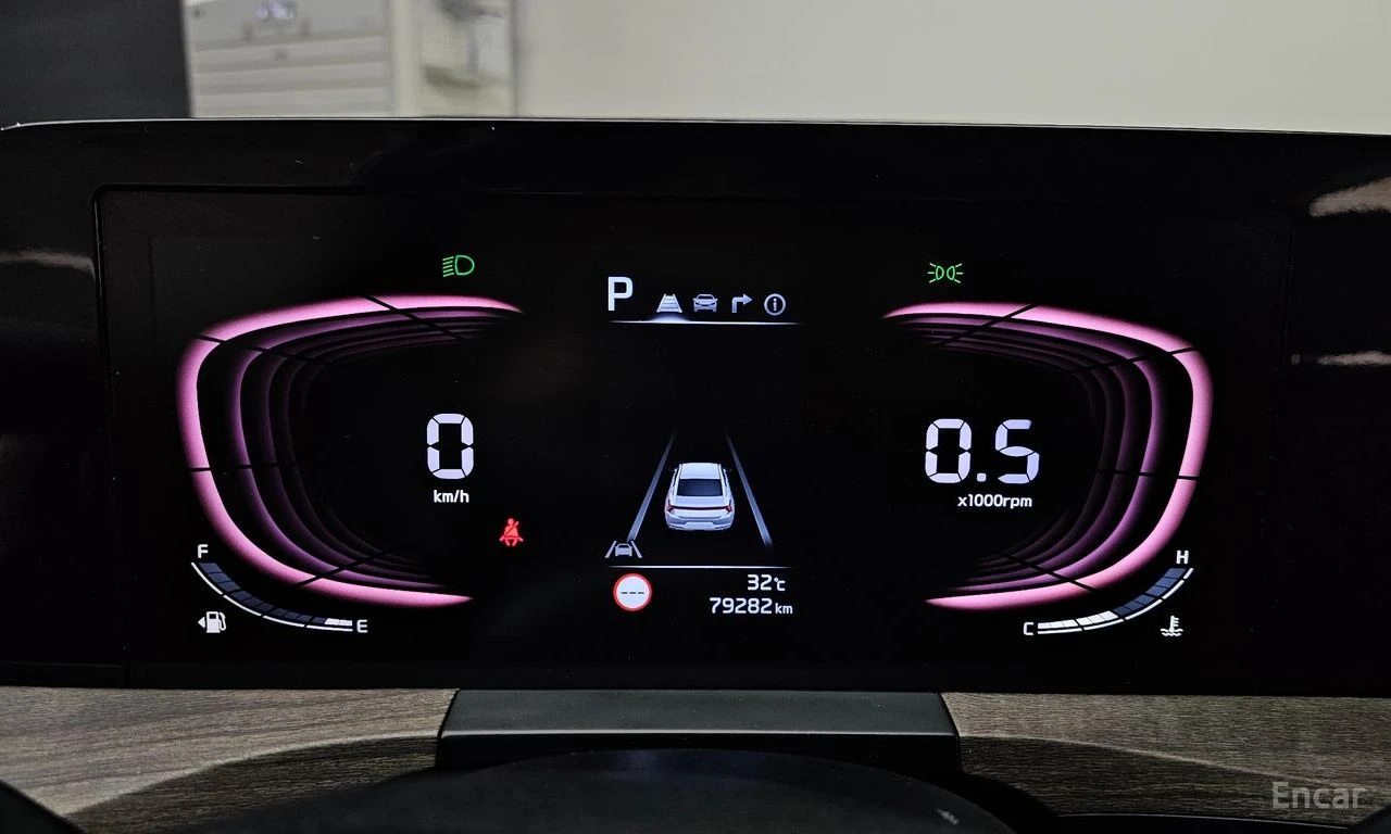 Kia K8 3.5* LPG* ПОДГРЕВ* ОБДУХВАНЕ* 360КАМЕРА* КЕЙЛЕС* , снимка 12 - Автомобили и джипове - 54997028