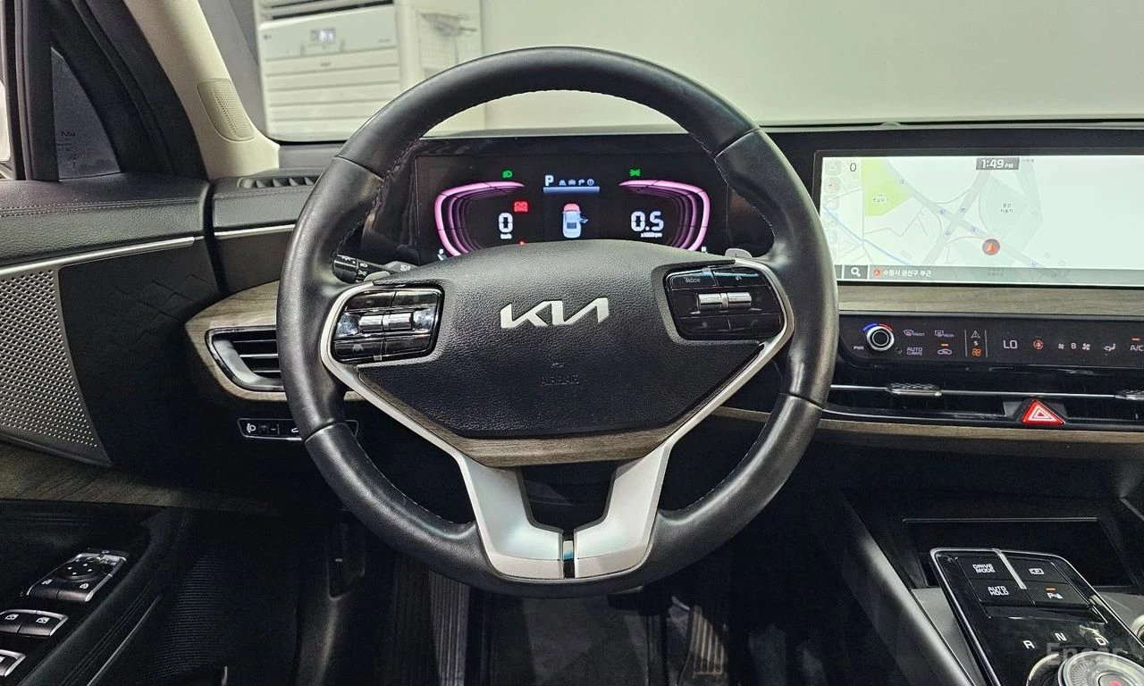 Kia K8 3.5* LPG* ПОДГРЕВ* ОБДУХВАНЕ* 360КАМЕРА* КЕЙЛЕС* , снимка 8 - Автомобили и джипове - 54997028