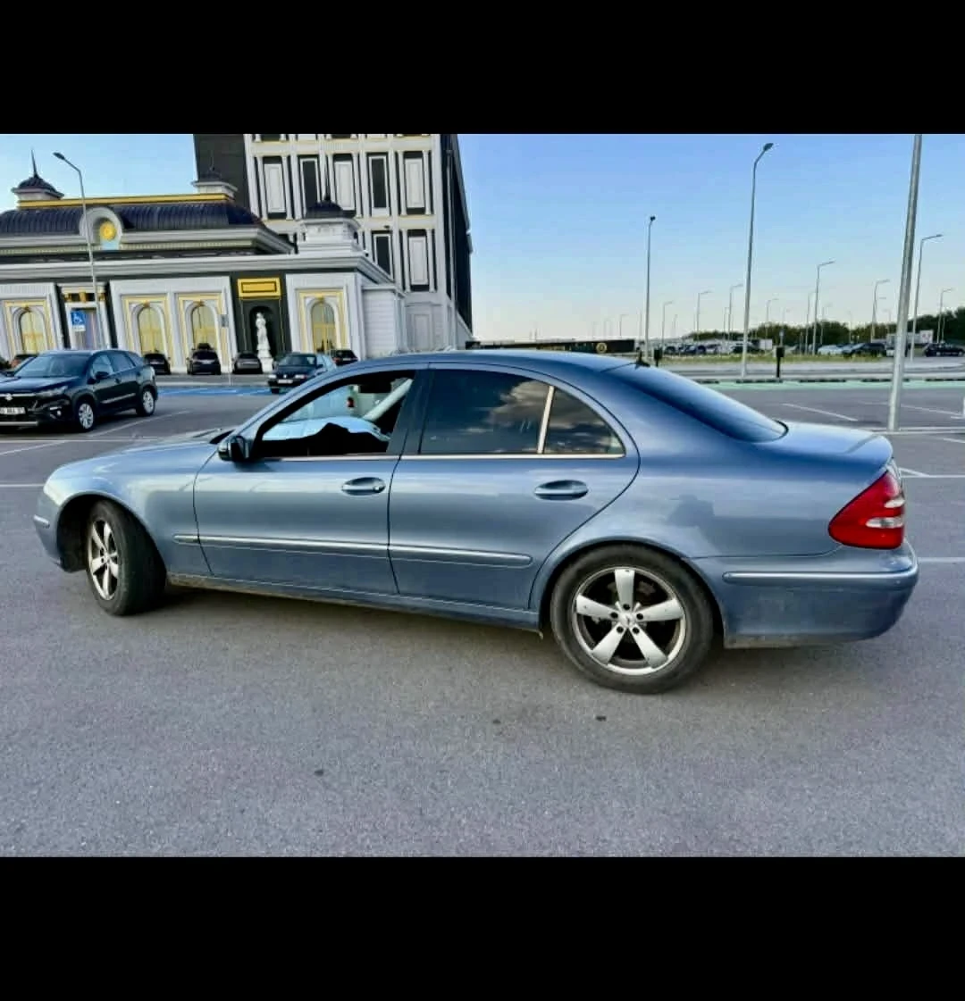 Mercedes-Benz E 270 E270CDI 177kc, снимка 3 - Автомобили и джипове - 55623098
