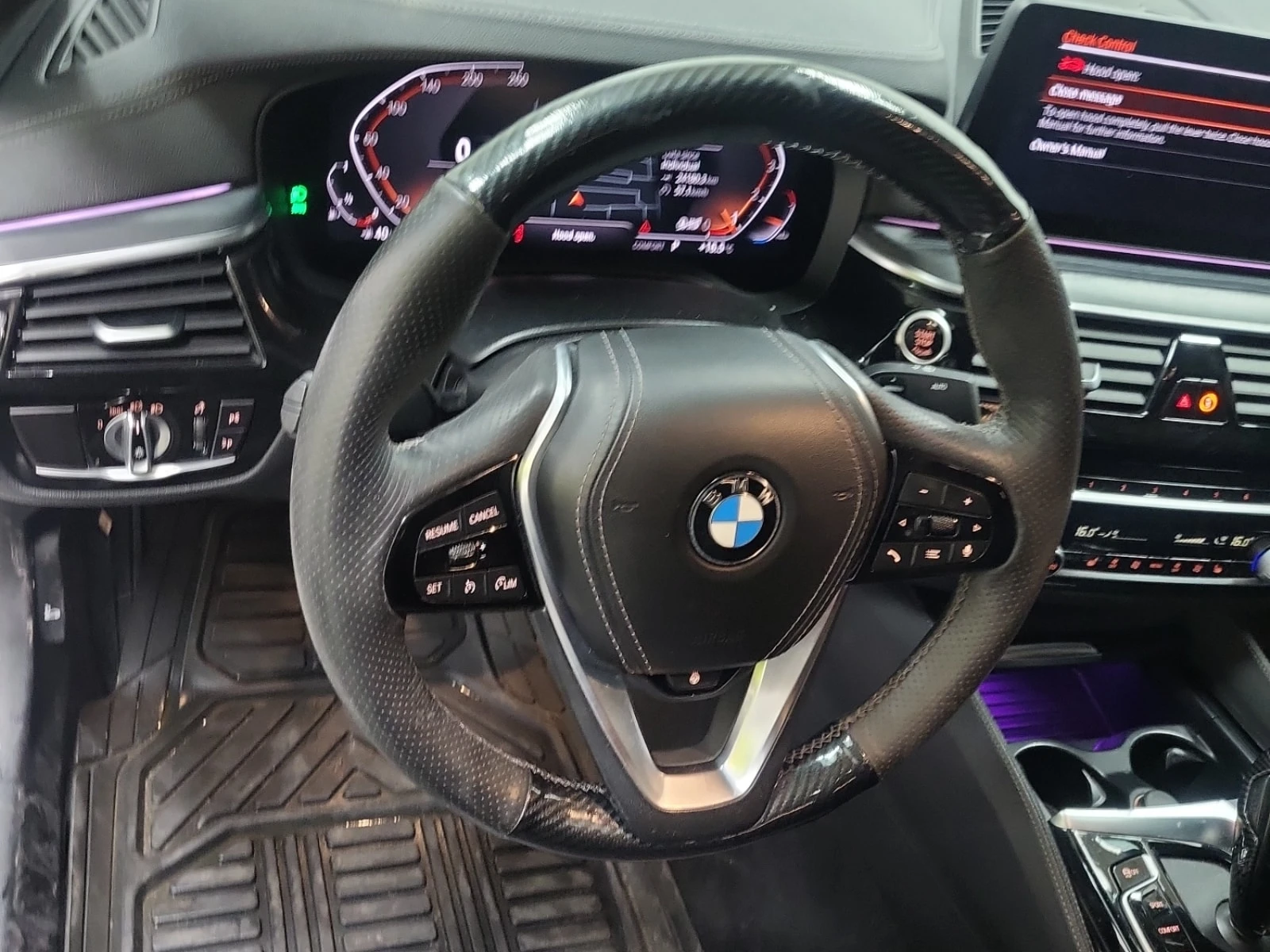 BMW 530 i xDrive | CARFAX | АВТОКРЕДИТ БЕЗ ПЪРВОНАЧАЛНА , снимка 10 - Автомобили и джипове - 55852289