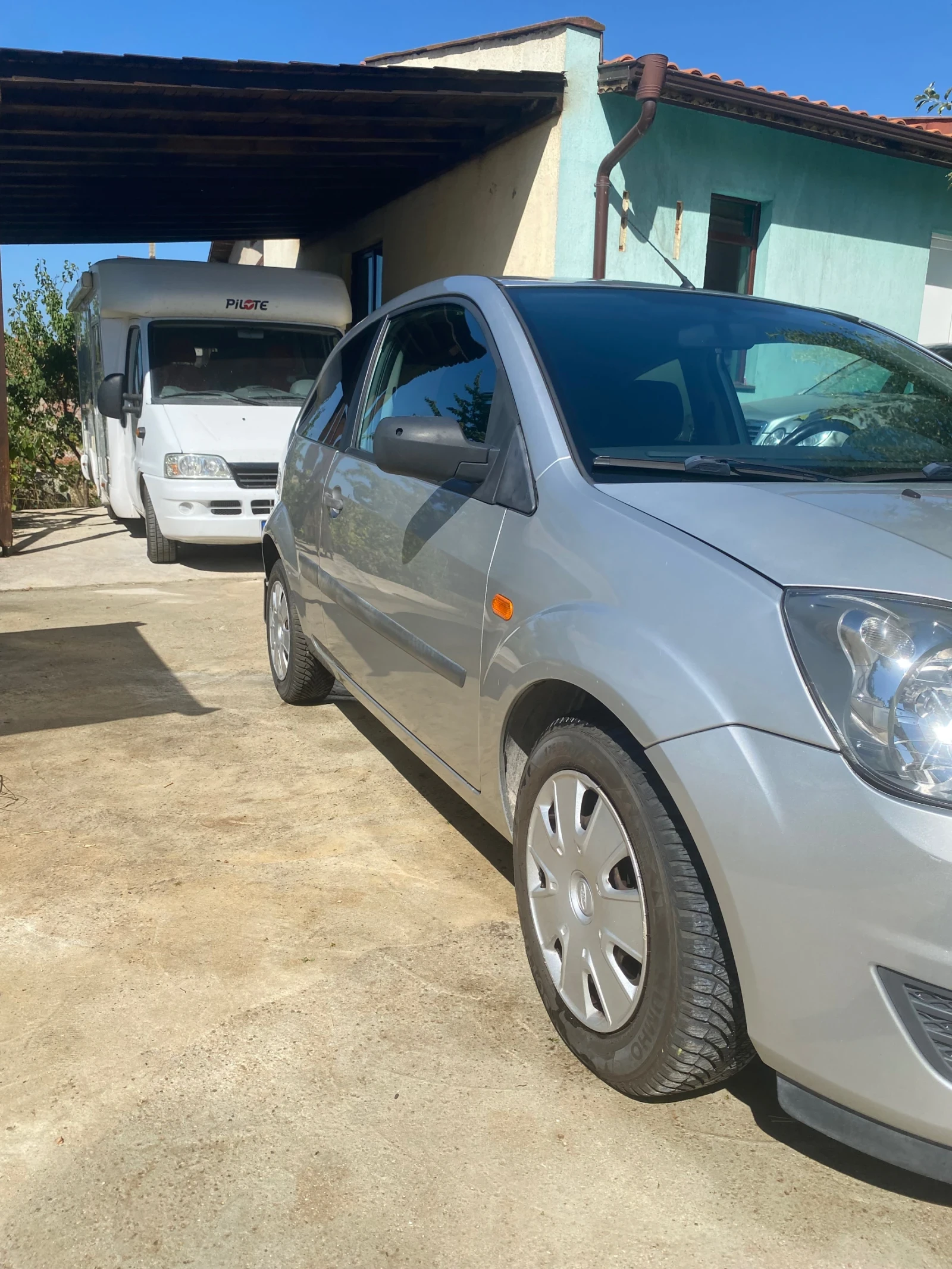 Ford Fiesta, снимка 5 - Автомобили и джипове - 56017051