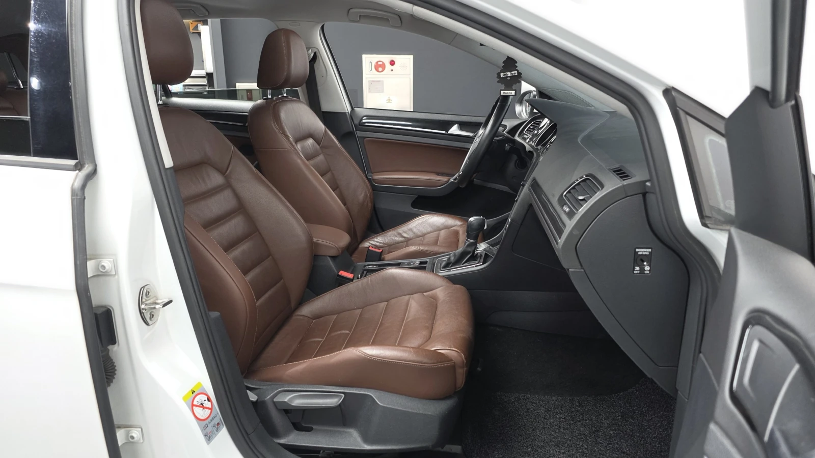 VW Golf 2.0 TDI Premium autoprime.bg, снимка 11 - Автомобили и джипове - 56080552