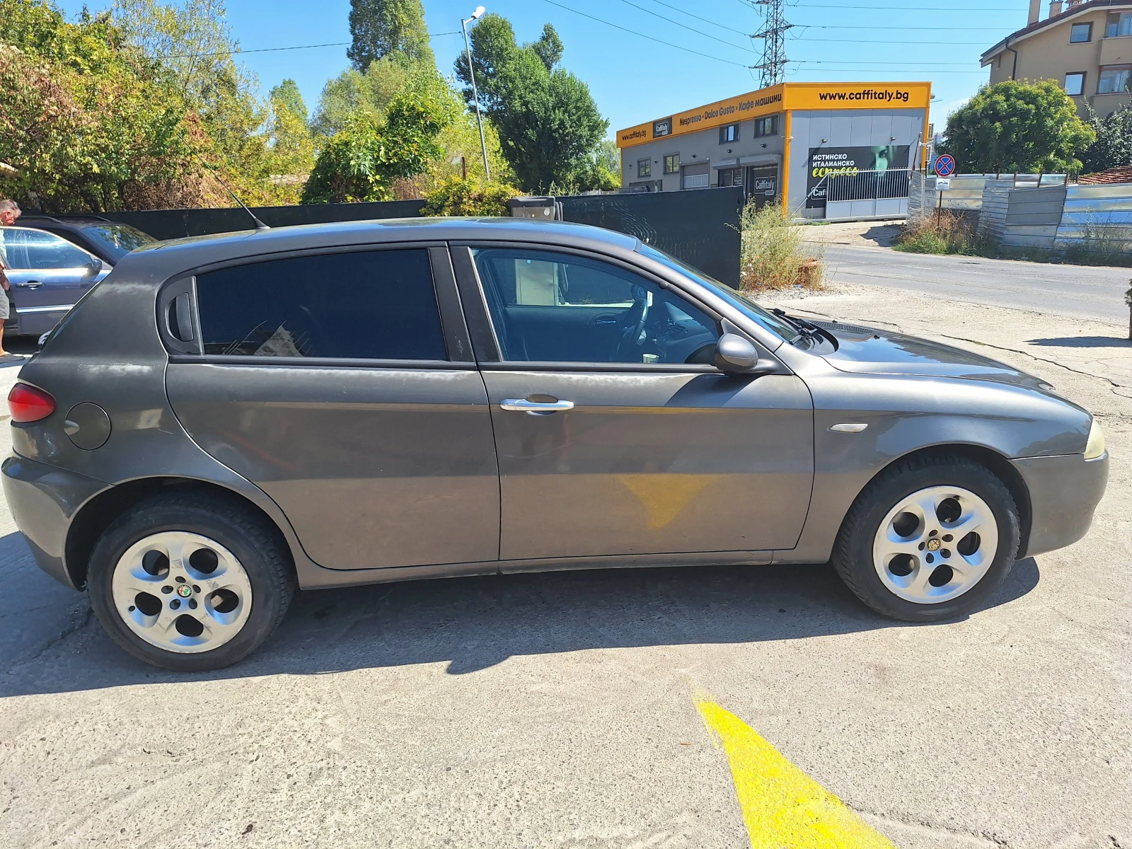 Alfa Romeo 147 1.9 JTDm Face Lift, снимка 2 - Автомобили и джипове - 56129690