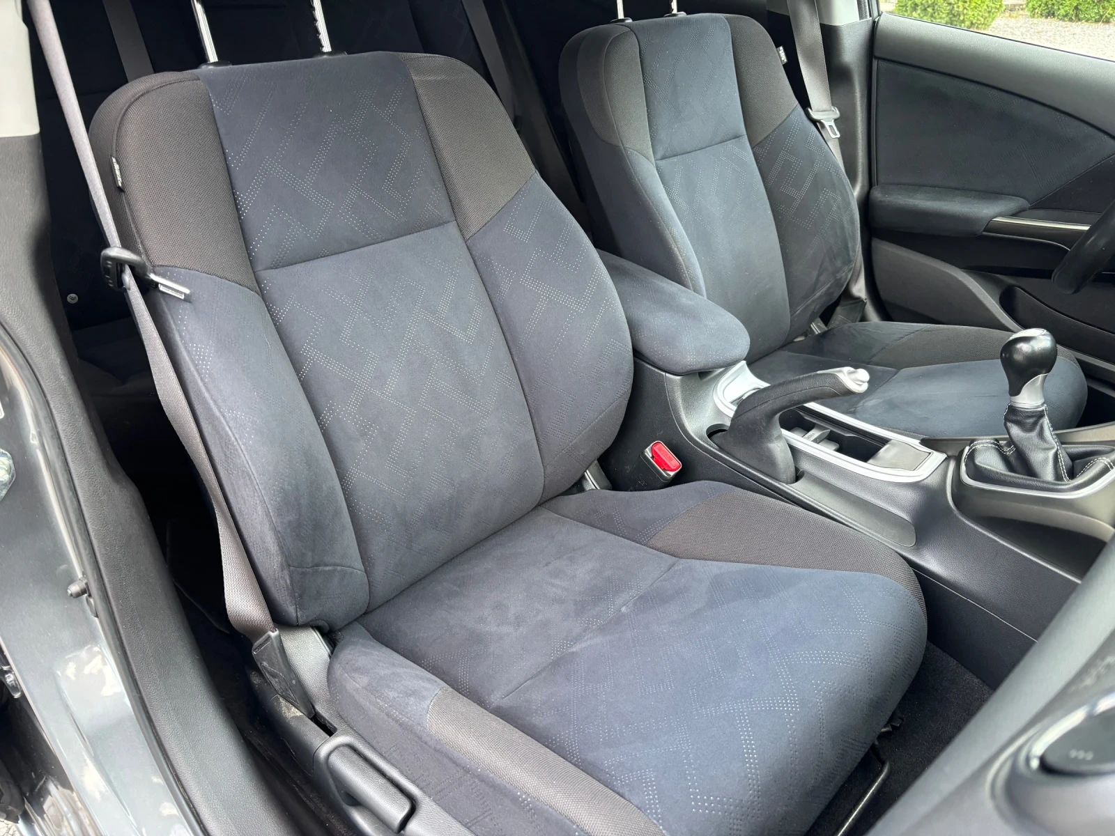 Honda Civic 1.6d 120к.с. EURO 6 129.000km , снимка 14 - Автомобили и джипове - 56131812