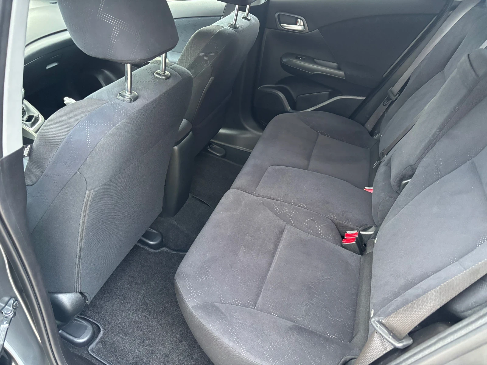 Honda Civic 1.6d 120к.с. EURO 6 129.000km , снимка 10 - Автомобили и джипове - 56131812