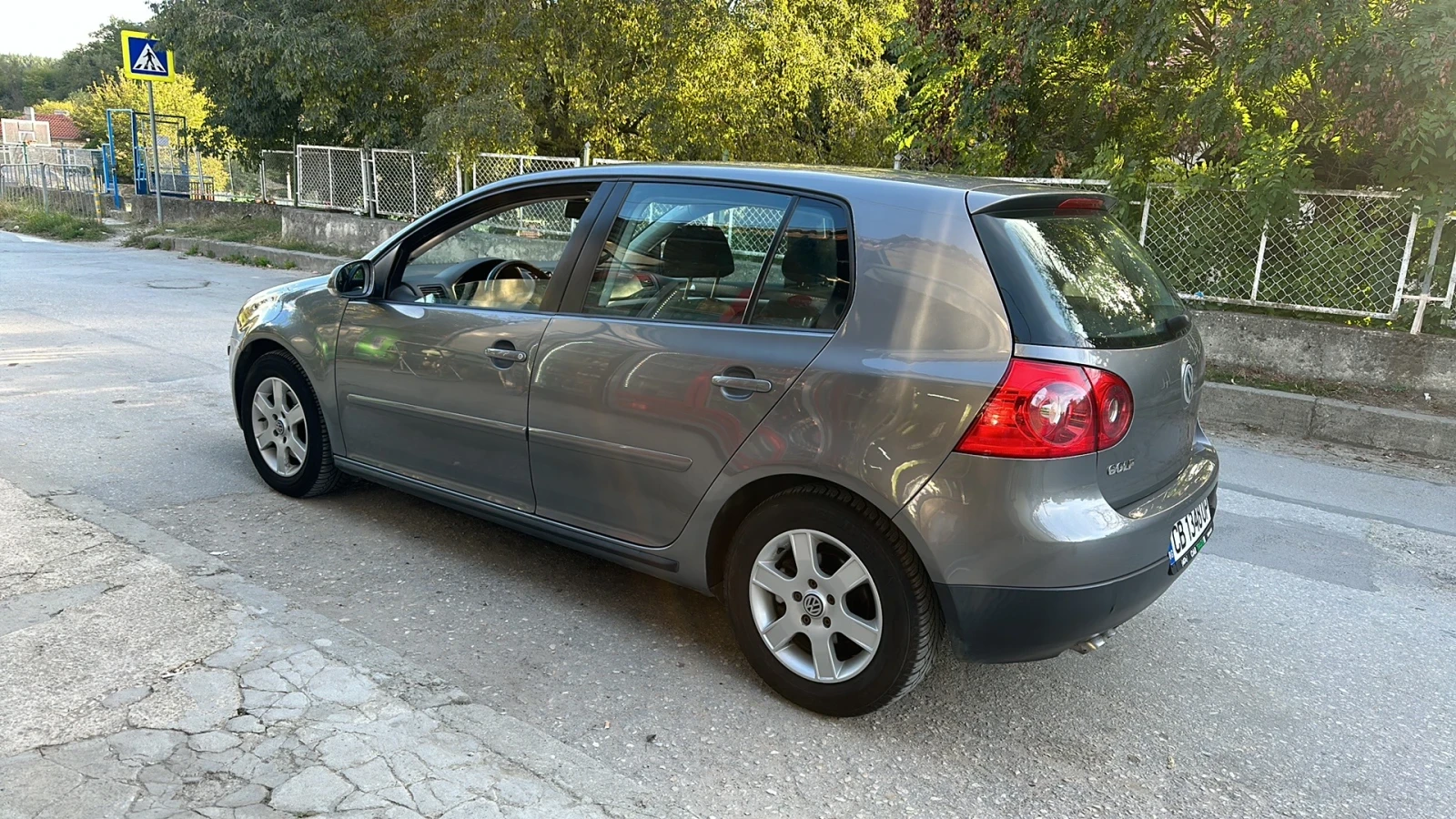 VW Golf 1.9TDI 105hp, снимка 9 - Автомобили и джипове - 56227034