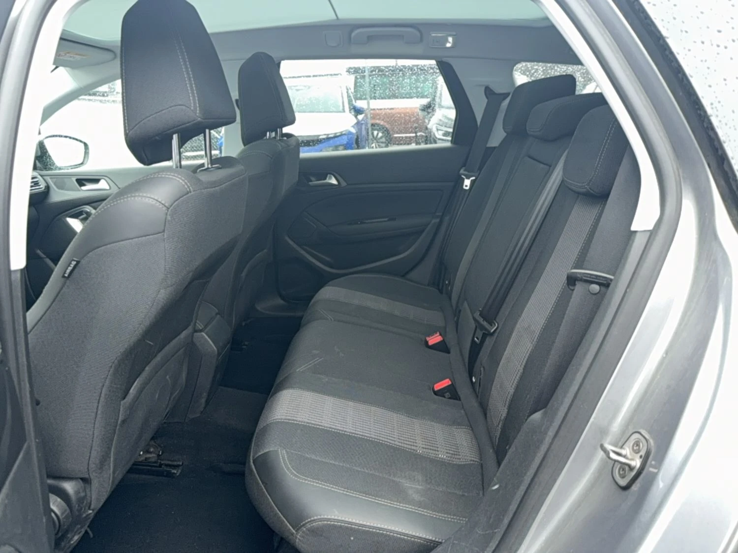 Peugeot 308 SW Allure, снимка 9 - Автомобили и джипове - 56369562