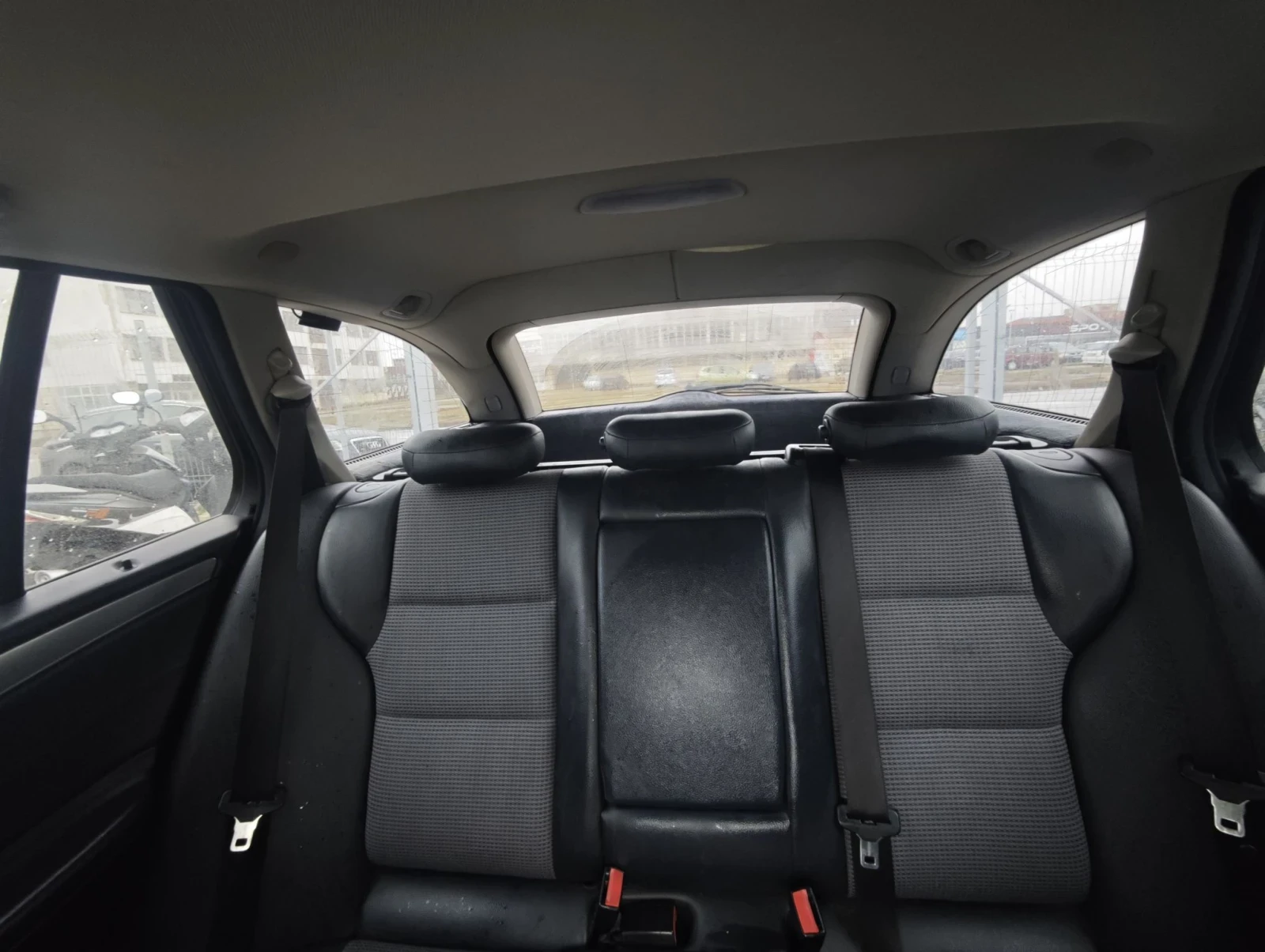 Mercedes-Benz C 220 2200, снимка 11 - Автомобили и джипове - 56713666