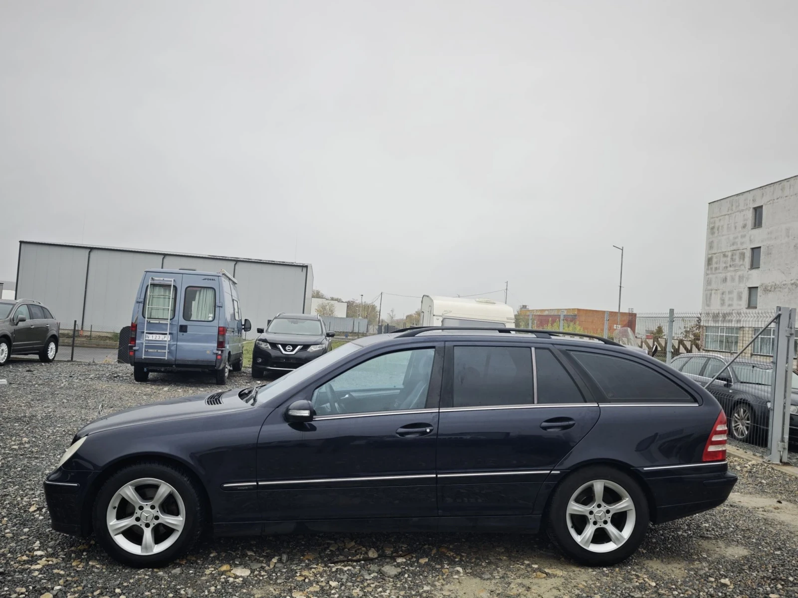 Mercedes-Benz C 220 2200, снимка 8 - Автомобили и джипове - 56713666