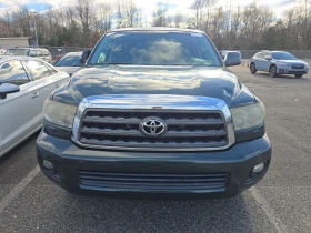 Toyota Sequoia SR5 5.7 hemi перфектен за газ 7 места, снимка 1