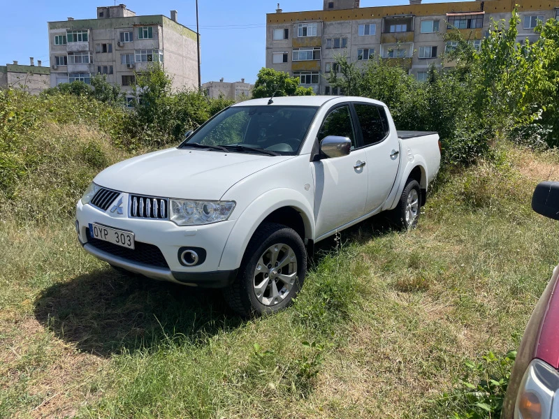 Mitsubishi L200, снимка 1 - Автомобили и джипове - 45439857