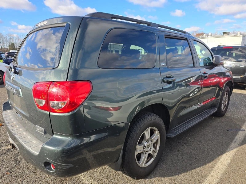 Toyota Sequoia SR5 5.7 hemi перфектен за газ 7 места, снимка 3 - Автомобили и джипове - 48171615