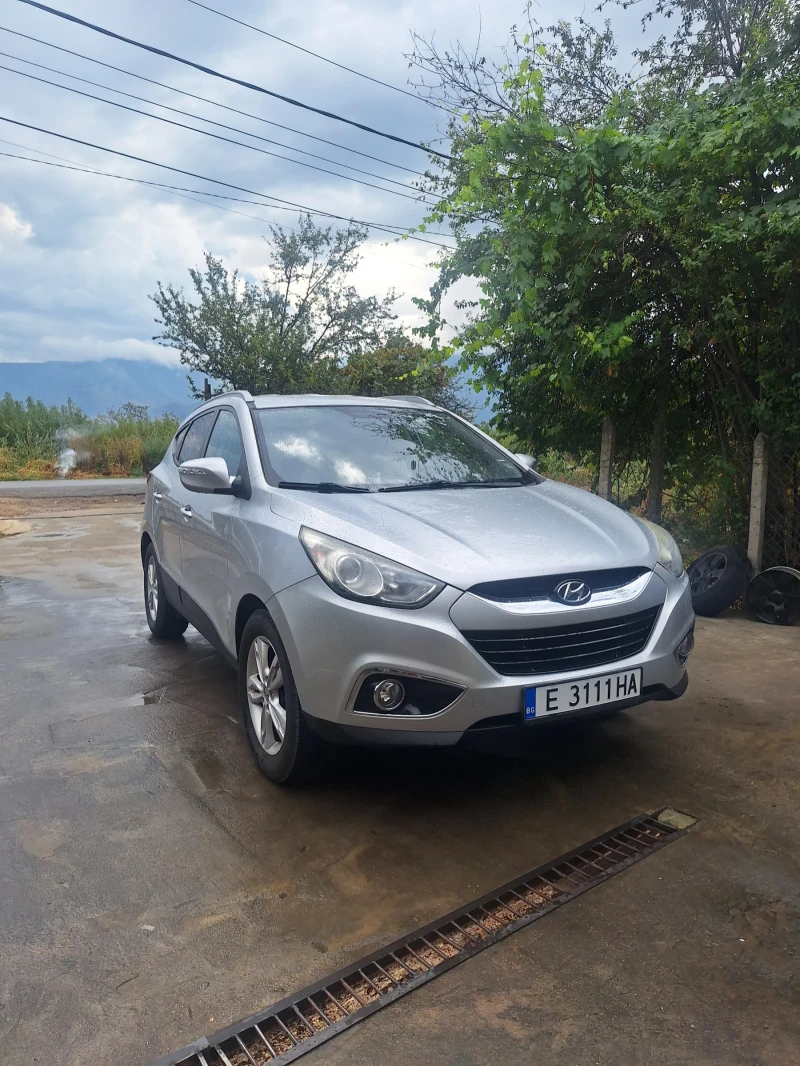 Hyundai IX35, снимка 2 - Автомобили и джипове - 48745786