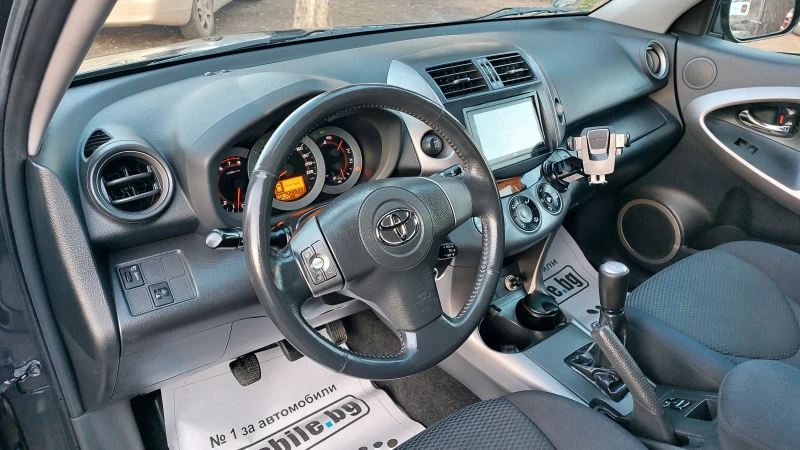 Toyota Rav4 2.0i, бензин, 4&#215;4, навигация, снимка 11 - Автомобили и джипове - 48915938