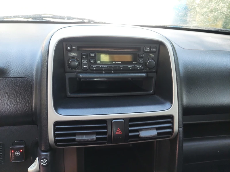 Honda Cr-v 2, 0i 150ps ГАЗ/БЕНЗИН, снимка 9 - Автомобили и джипове - 51120703