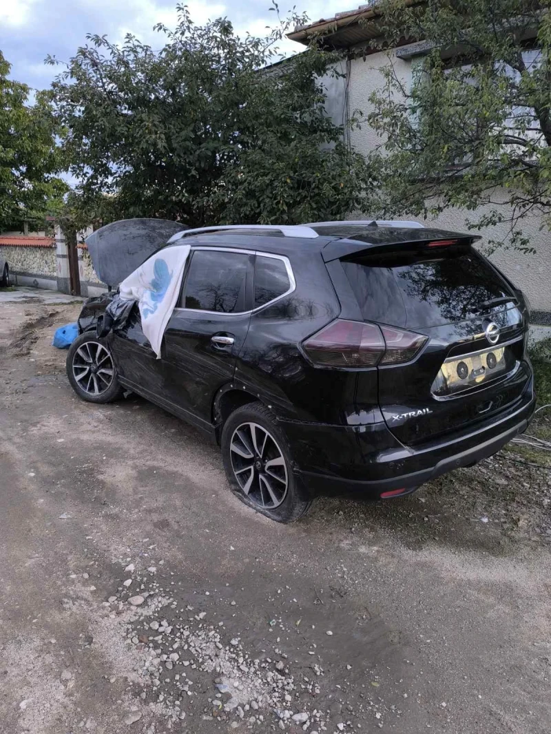 Nissan X-trail 1.6 diesel , снимка 11 - Автомобили и джипове - 52012189