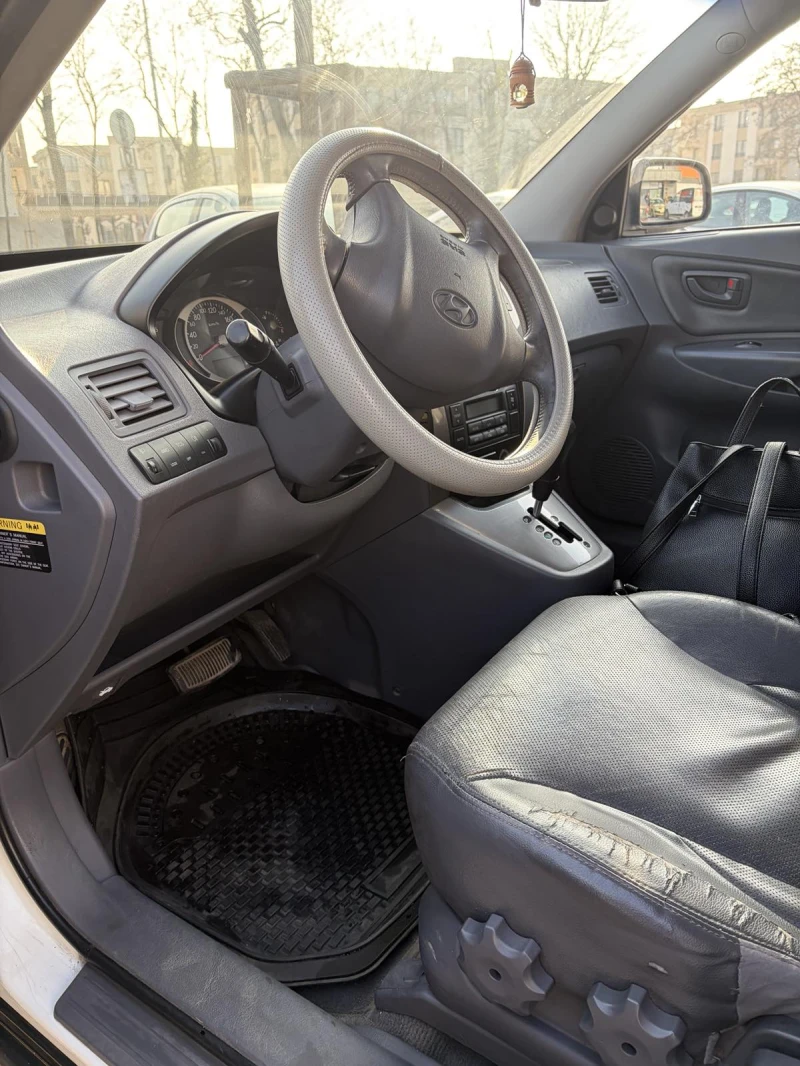 Hyundai Tucson, снимка 8 - Автомобили и джипове - 52860910