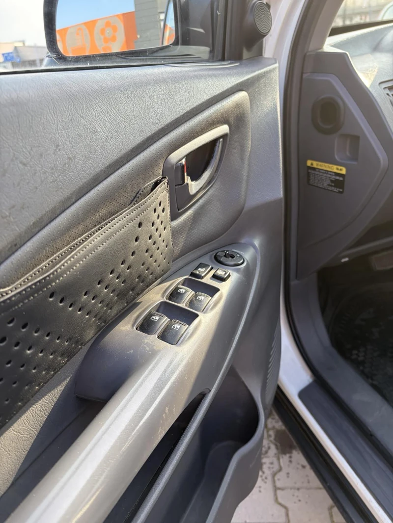 Hyundai Tucson, снимка 4 - Автомобили и джипове - 52860910