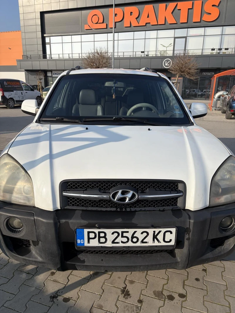Hyundai Tucson, снимка 3 - Автомобили и джипове - 52860910