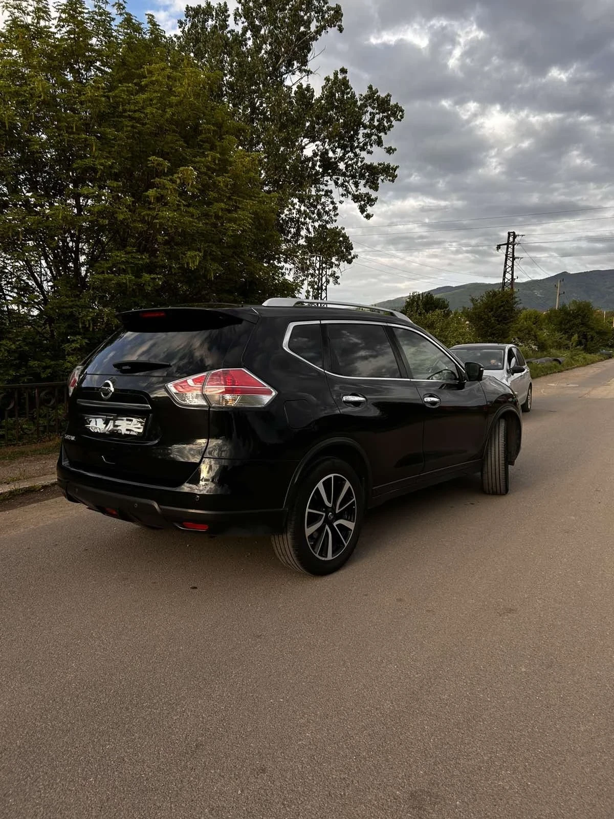 Nissan X-trail  1.6D - изображение 5