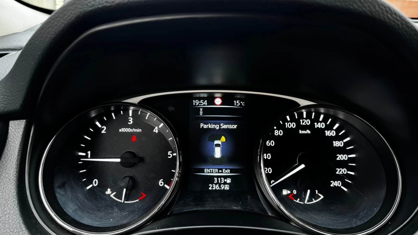 Nissan X-trail  1.6D - изображение 8
