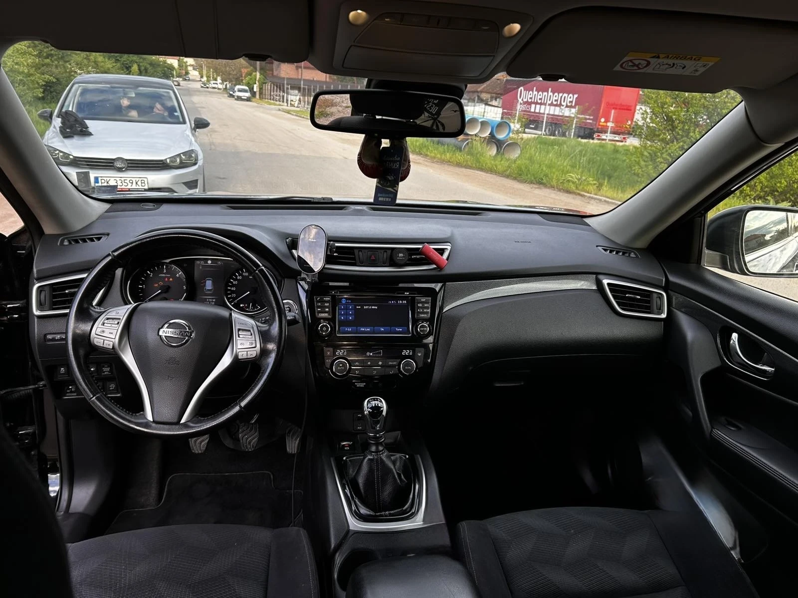 Nissan X-trail  1.6D - изображение 6