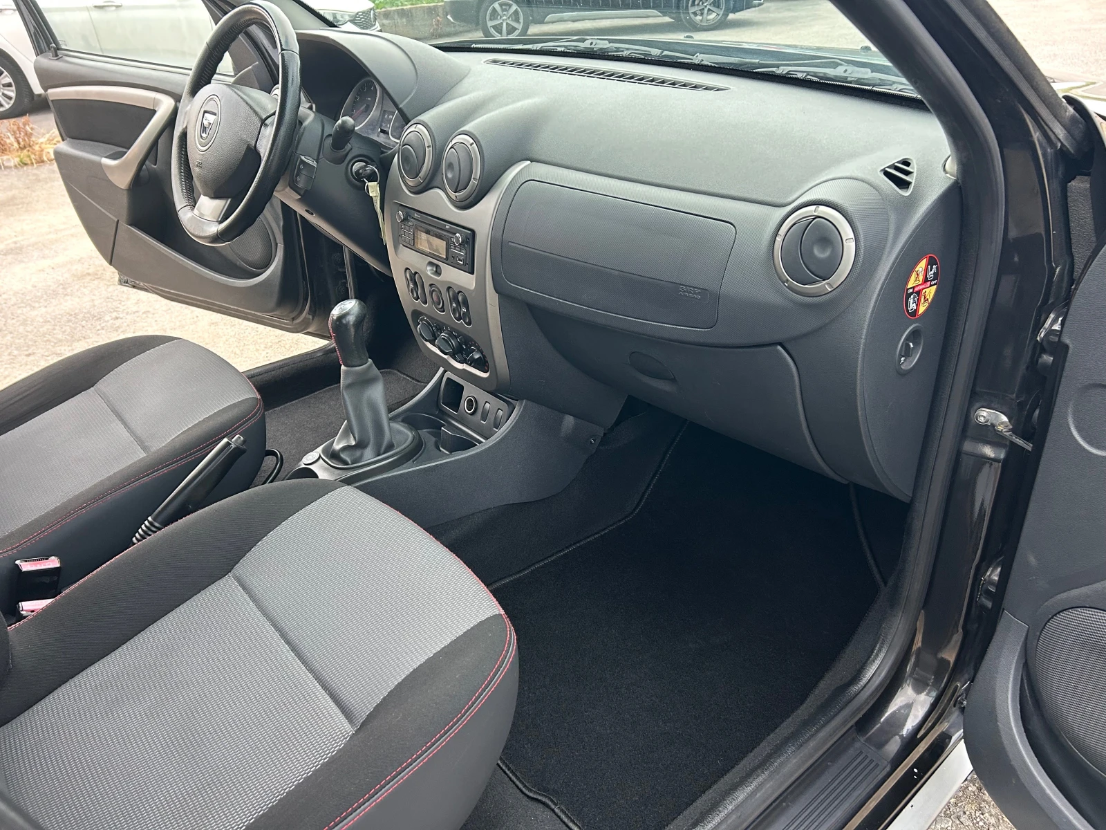 Dacia Duster 16i--105.. | Mobile.bg   16