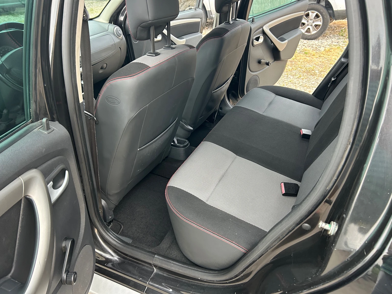 Dacia Duster 16i--105.. | Mobile.bg   17