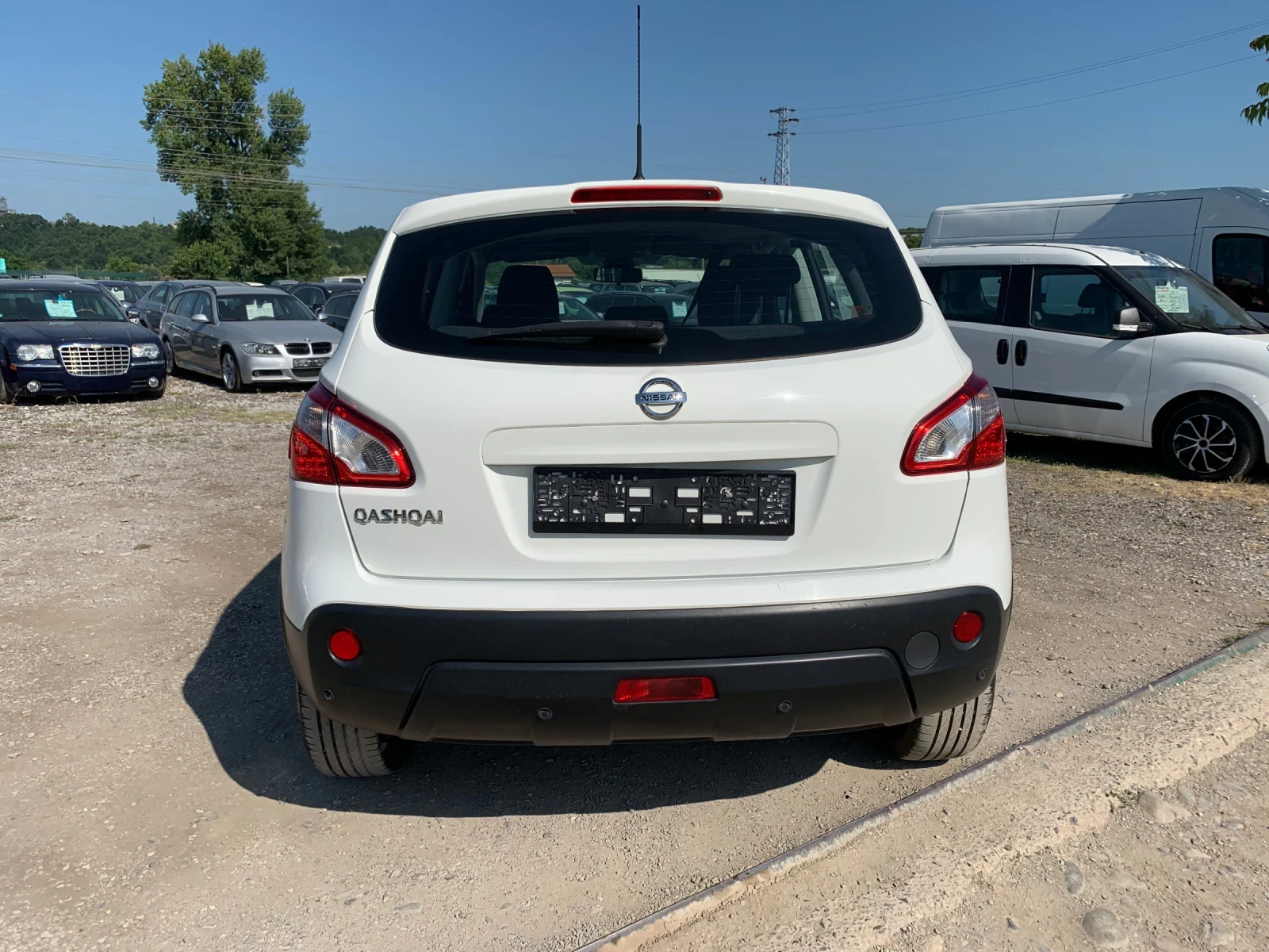Nissan Qashqai 2.0-4x4-FACE-РЪЧКА-EURO5B-CH-КАТО НОВ! - изображение 3
