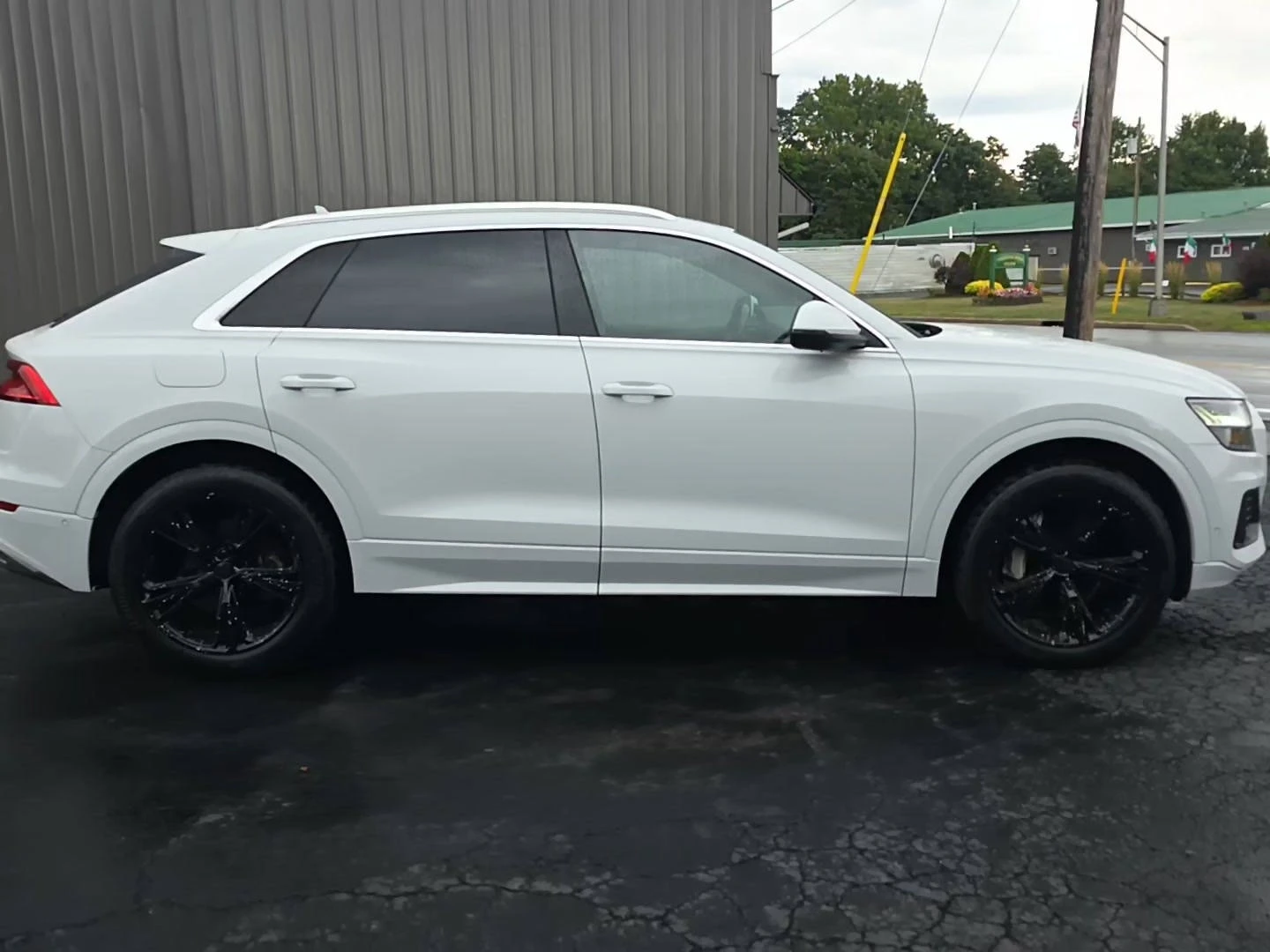 Audi Q8 PRESTIGE* DISTRONIK* 360* MATRIX* PANO* AMBIENT* О - изображение 3