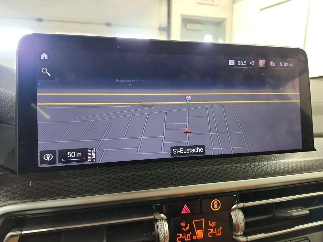 BMW X3  M40I / CARFAX /DISTRONIC/PANO, снимка 11 - Автомобили и джипове - 53976209