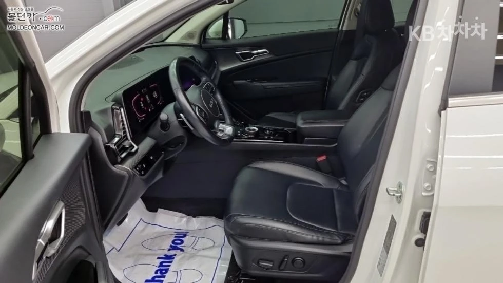 Kia Sportage, снимка 9 - Автомобили и джипове - 54553509