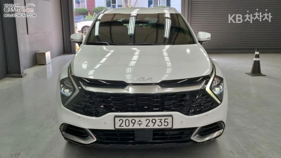 Kia Sportage, снимка 3 - Автомобили и джипове - 54553509