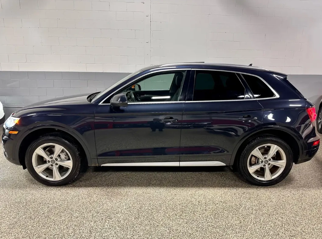 Audi Q5 Progressiv S tronic, снимка 4 - Автомобили и джипове - 55298800