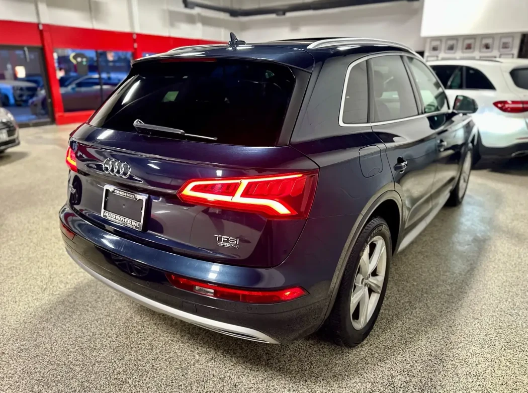 Audi Q5 Progressiv S tronic, снимка 2 - Автомобили и джипове - 55298800