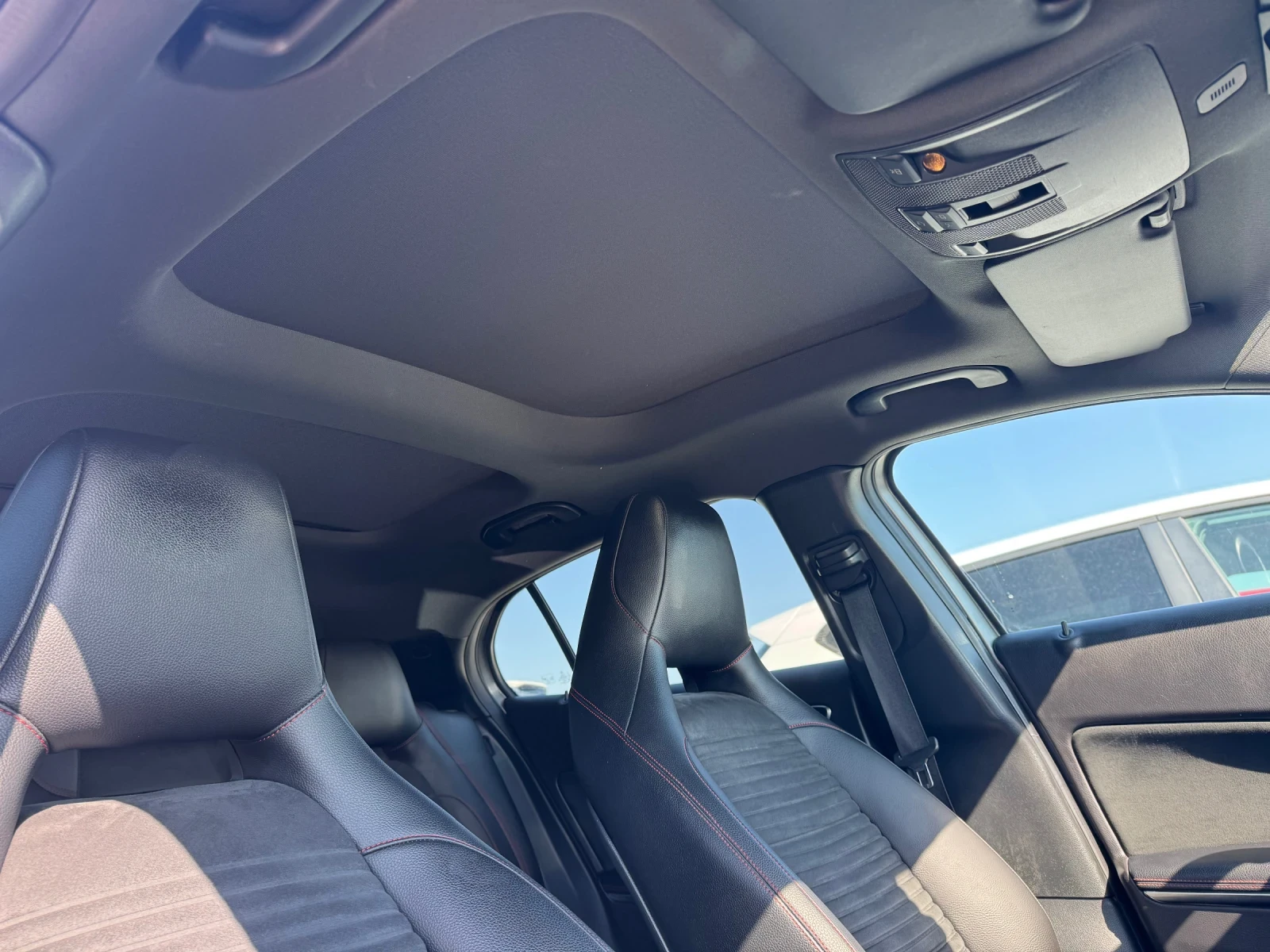 Mercedes-Benz GLA 200 FaceLift/AMG/DESIGNO, снимка 9 - Автомобили и джипове - 55317689