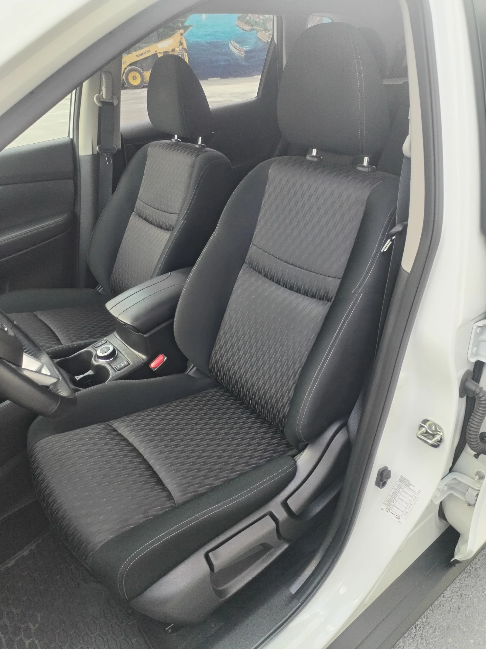 Nissan X-trail Acenta PLUS 4WD, снимка 13 - Автомобили и джипове - 55384502