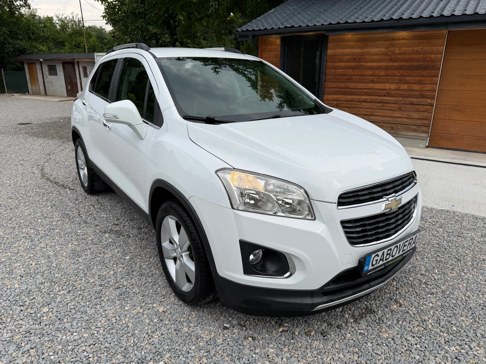 Chevrolet Trax 1.7CDTi Парктроник! , снимка 2 - Автомобили и джипове - 55381544